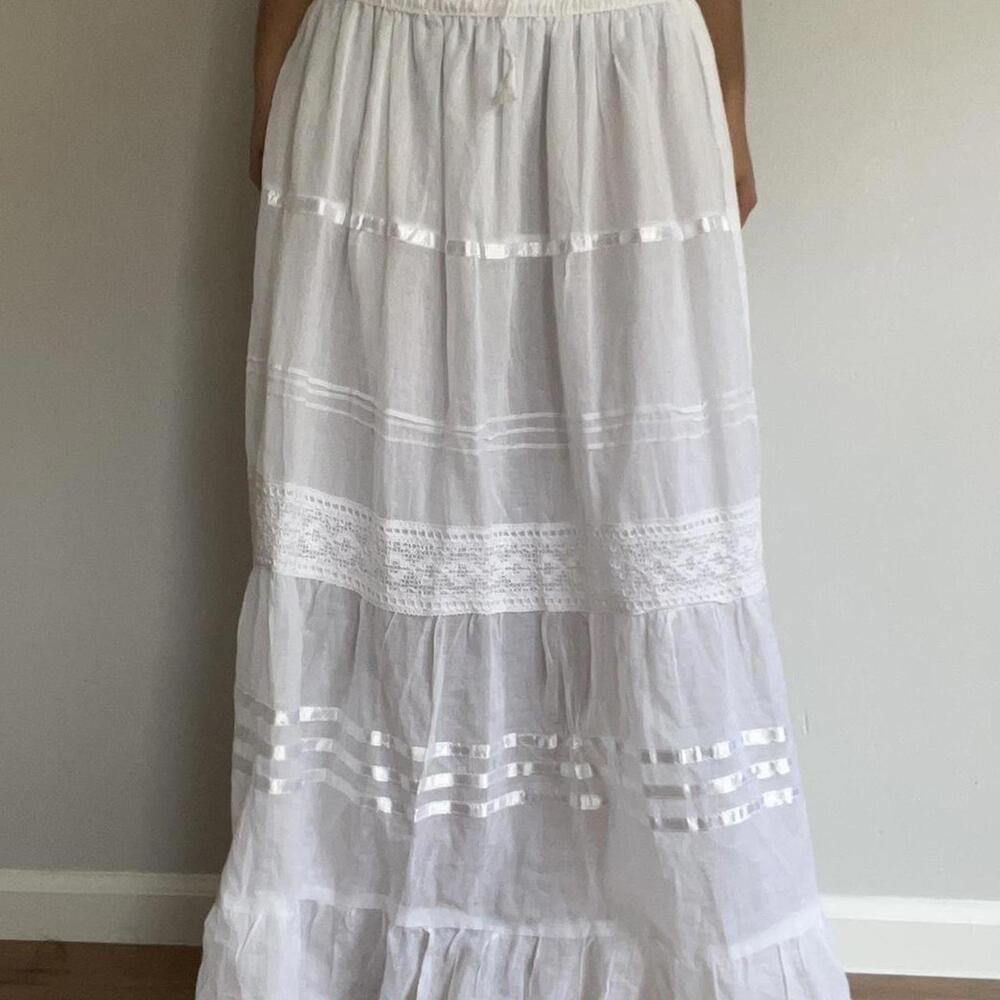 White maxi skirt with elastic waistband #maxiskirt
